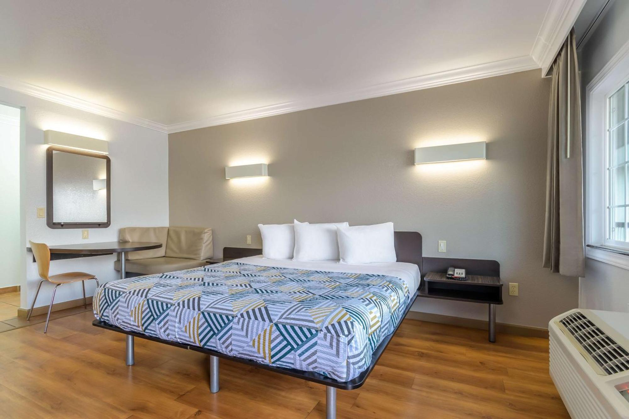 Motel 6-San Jose, Ca - Convention Center Eksteriør bilde